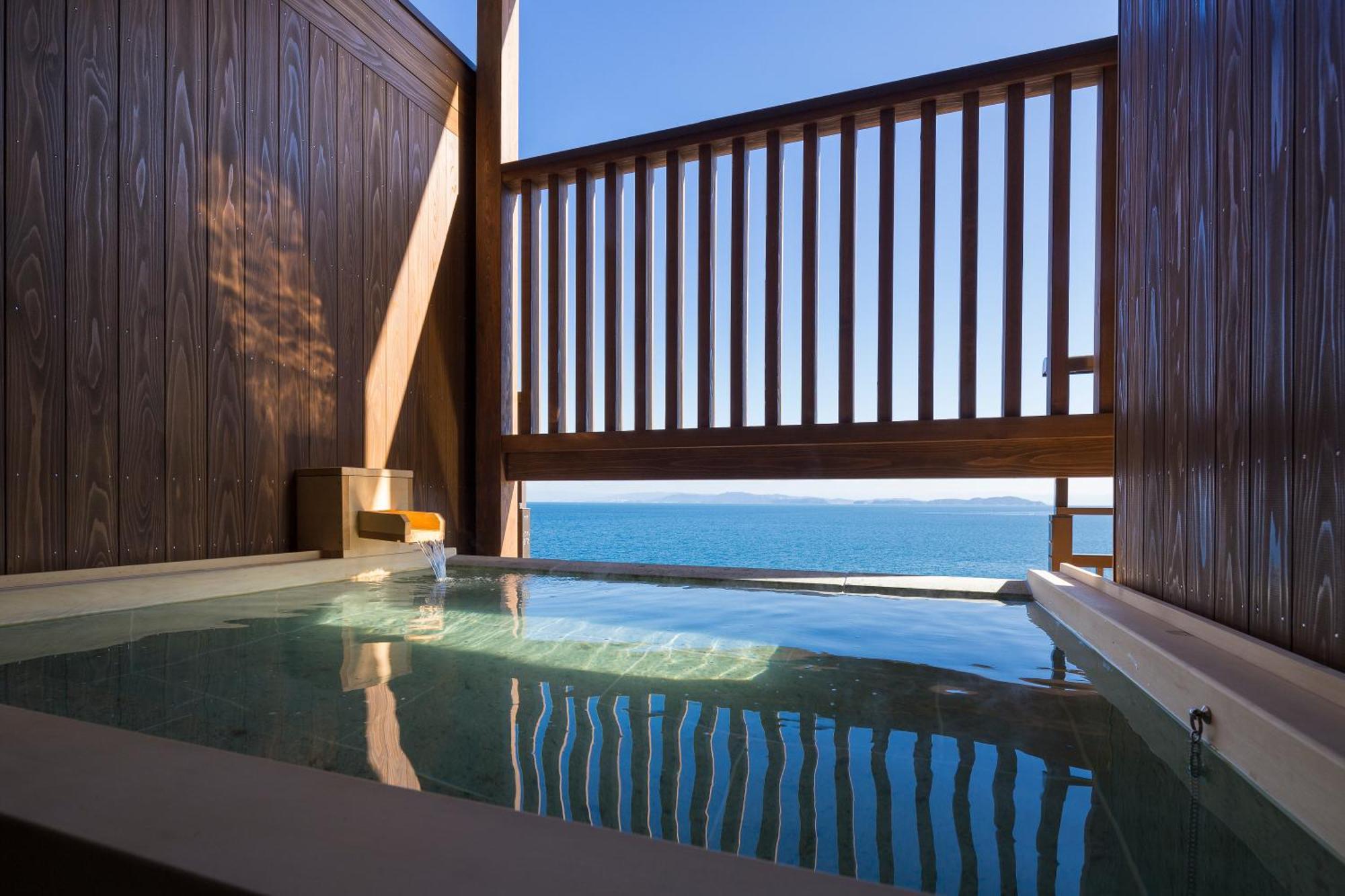 Hotel New Awaji Sumoto Buitenkant foto