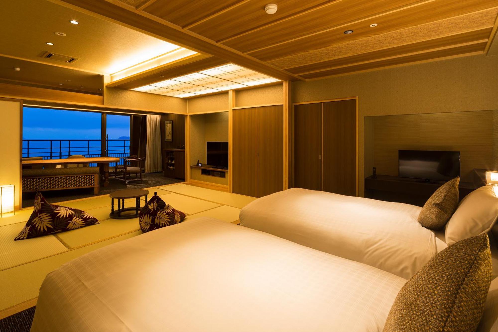 Hotel New Awaji Sumoto Buitenkant foto