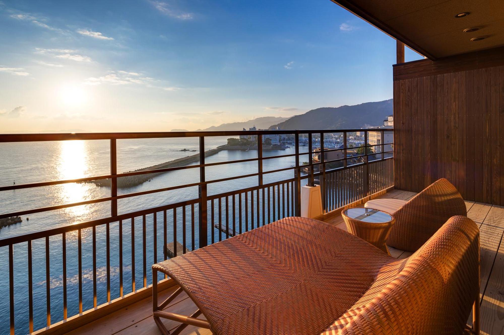 Hotel New Awaji Sumoto Buitenkant foto