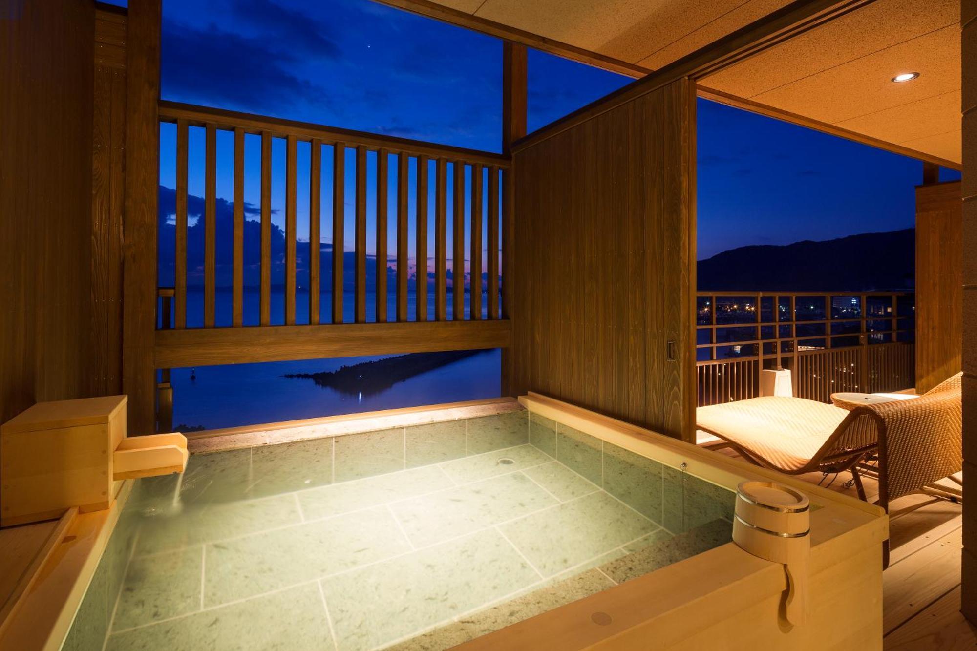 Hotel New Awaji Sumoto Buitenkant foto