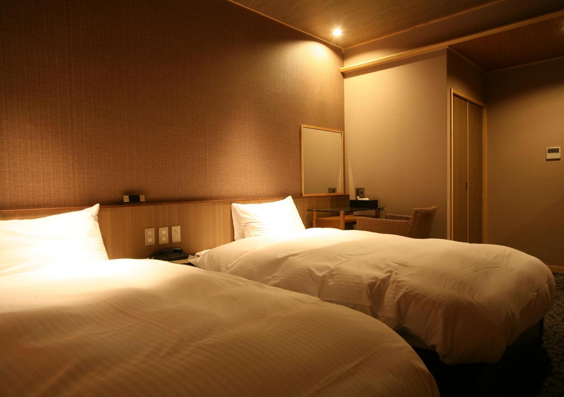 Hotel New Awaji Sumoto Buitenkant foto