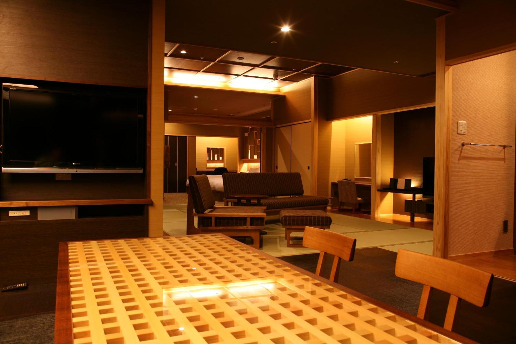 Hotel New Awaji Sumoto Buitenkant foto