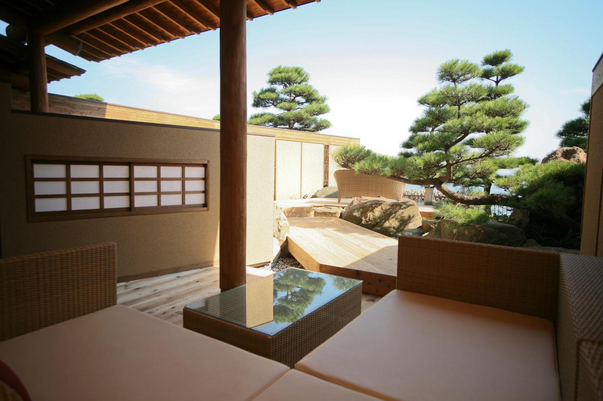 Hotel New Awaji Sumoto Buitenkant foto
