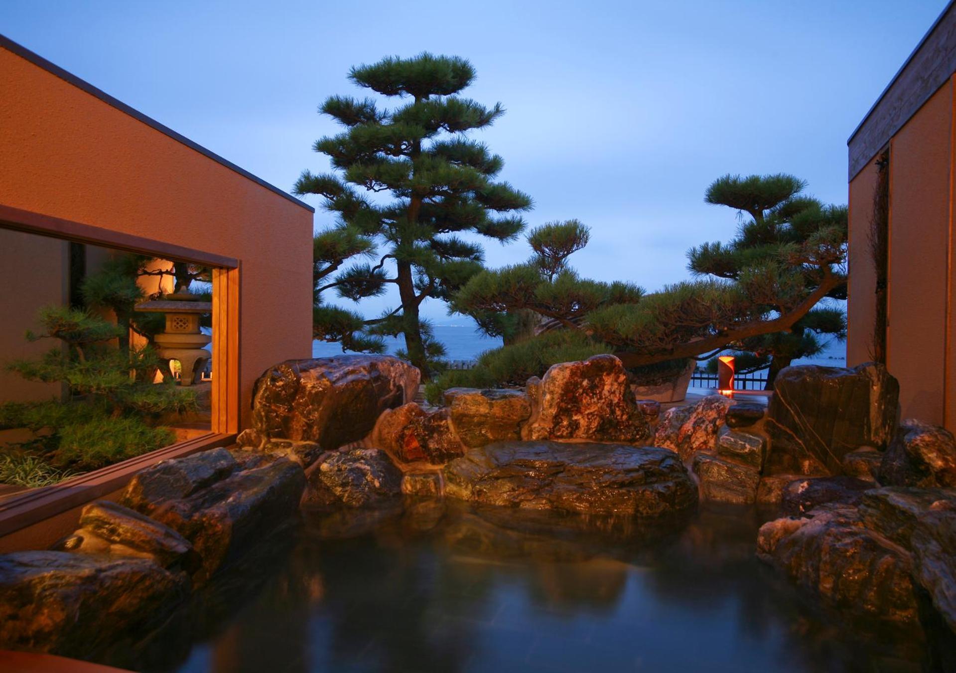 Hotel New Awaji Sumoto Buitenkant foto