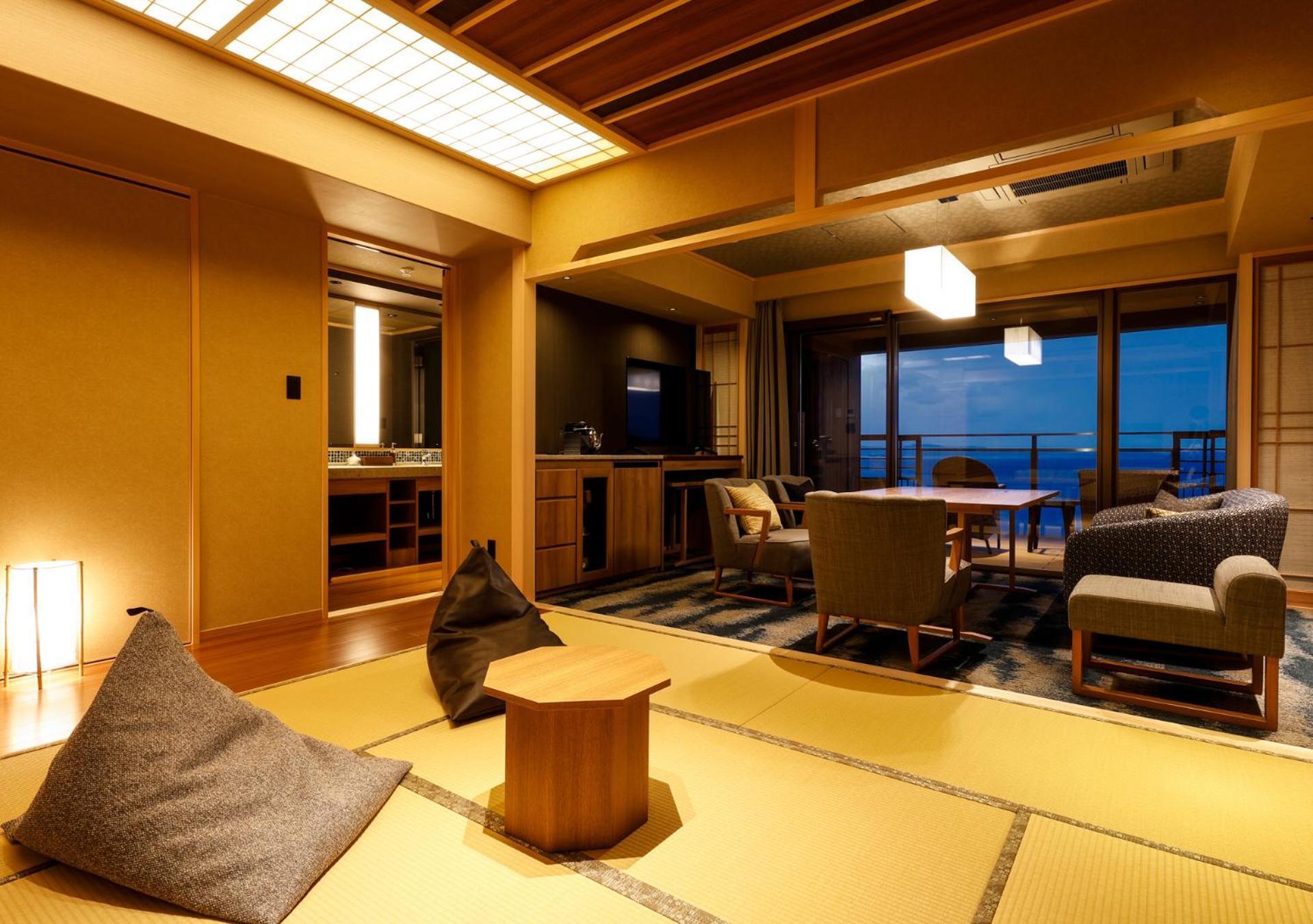 Hotel New Awaji Sumoto Buitenkant foto