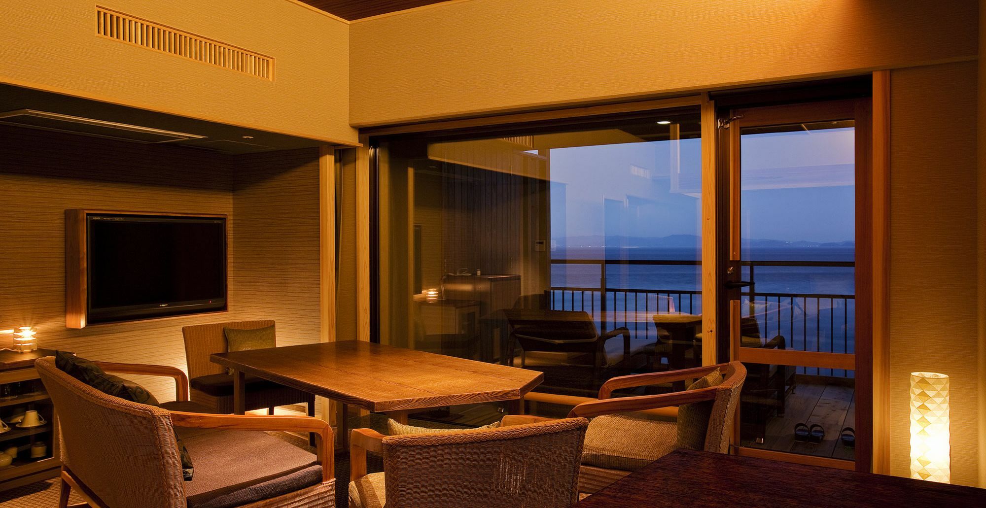 Hotel New Awaji Sumoto Buitenkant foto
